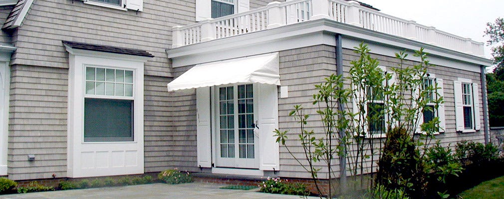 Awnings :: Niantic Awning & SunRooms