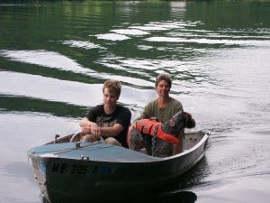 Jen Will & Tide in boat 002