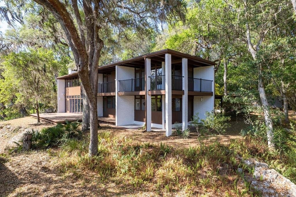 A John Puckett Design on 5 Acres - $975,000