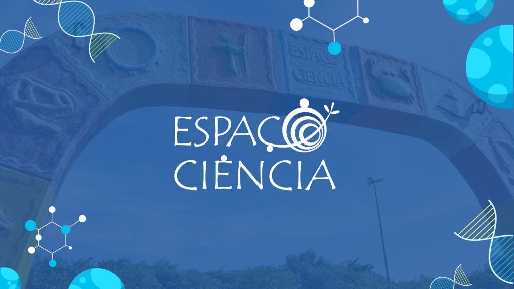 Logo: Espaço Ciência (escrito em branco sobre um fundo azul com vários ícones relacionados às ciências: moléculas orgânicas e de DNA).