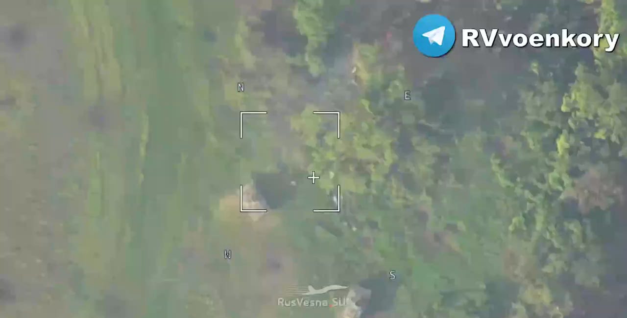 The AFU armored group on American M113A2 armored personnel carriers and pickups at high speed went on the attack near the Berkhovsky reservoir.