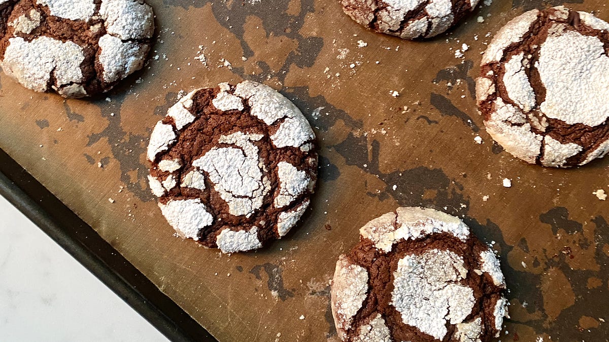 Chocolate Crinkle Cookies - by Sophie Bamford