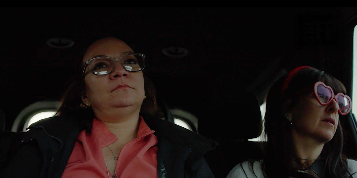 The Trump-Voting Mom Helping Chicago’s Immigrants