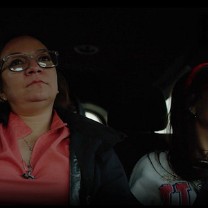 The Trump-Voting Mom Helping Chicago’s Immigrants