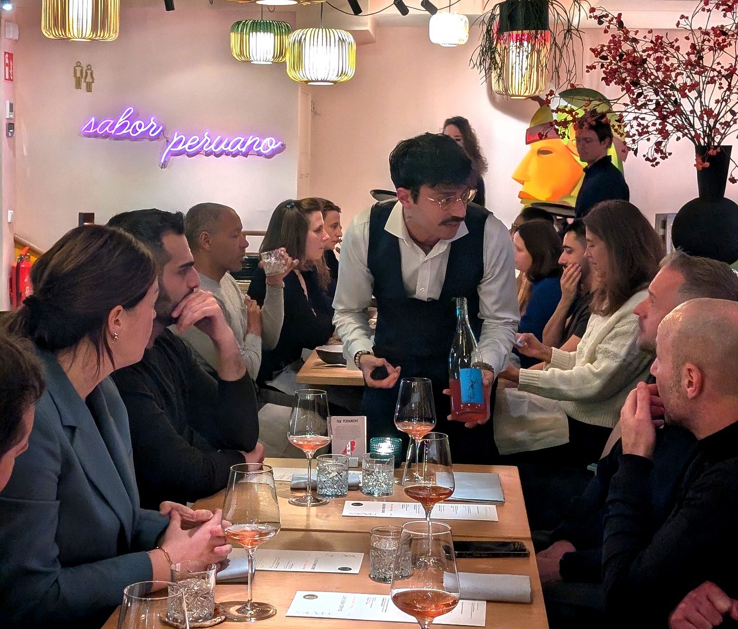 Ale Tondini at the Orange Wine Dinner, Restaurant Nazka, November 2024. Photo (C) Simon J Woolf Ale Tondini at the Orange Wine Dinner, Restaurant Nazka, November 2024. Photo (C) Simon J Woolf