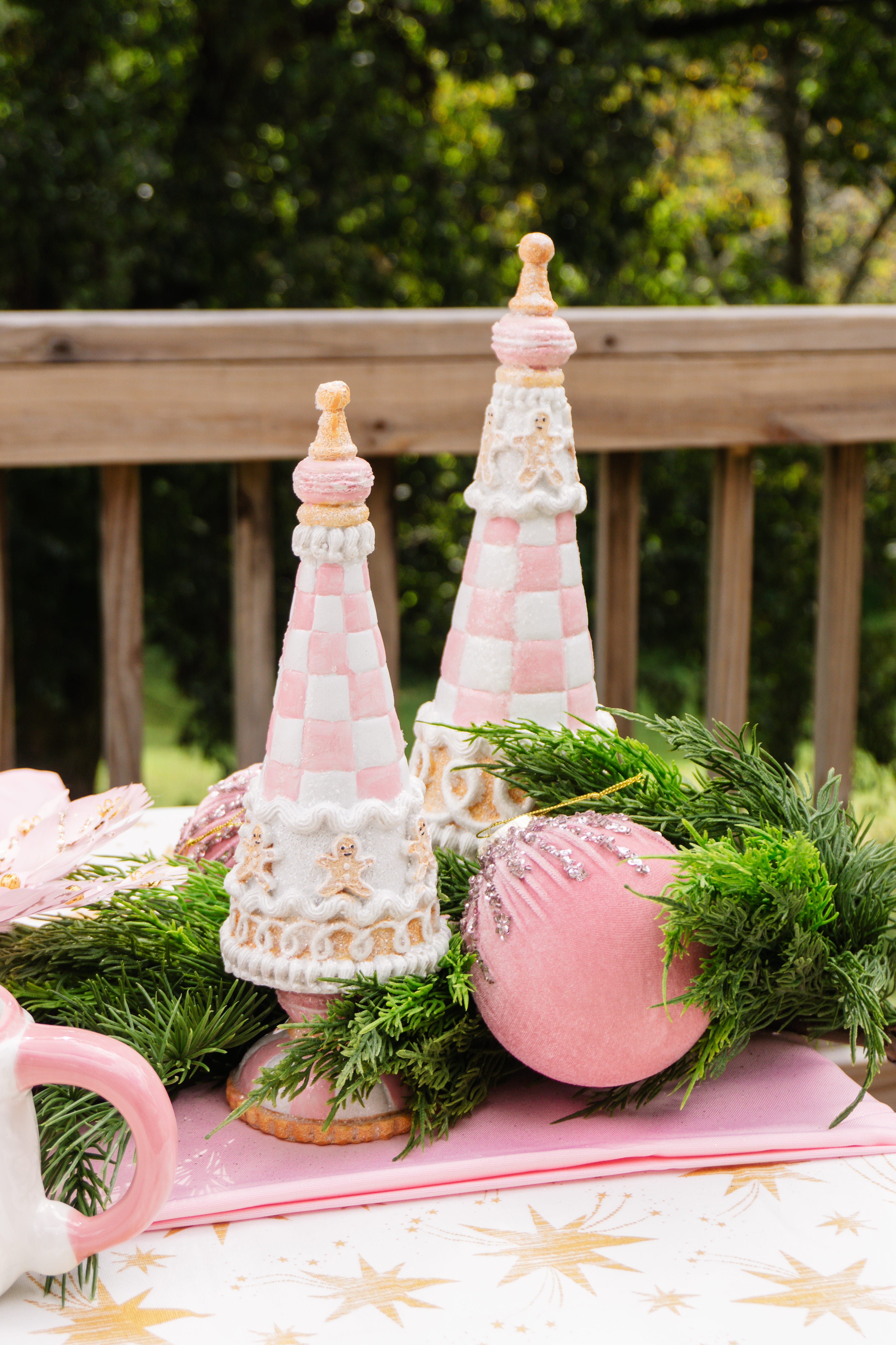 Pink Santa Christmas Table - Kendall Allen Living