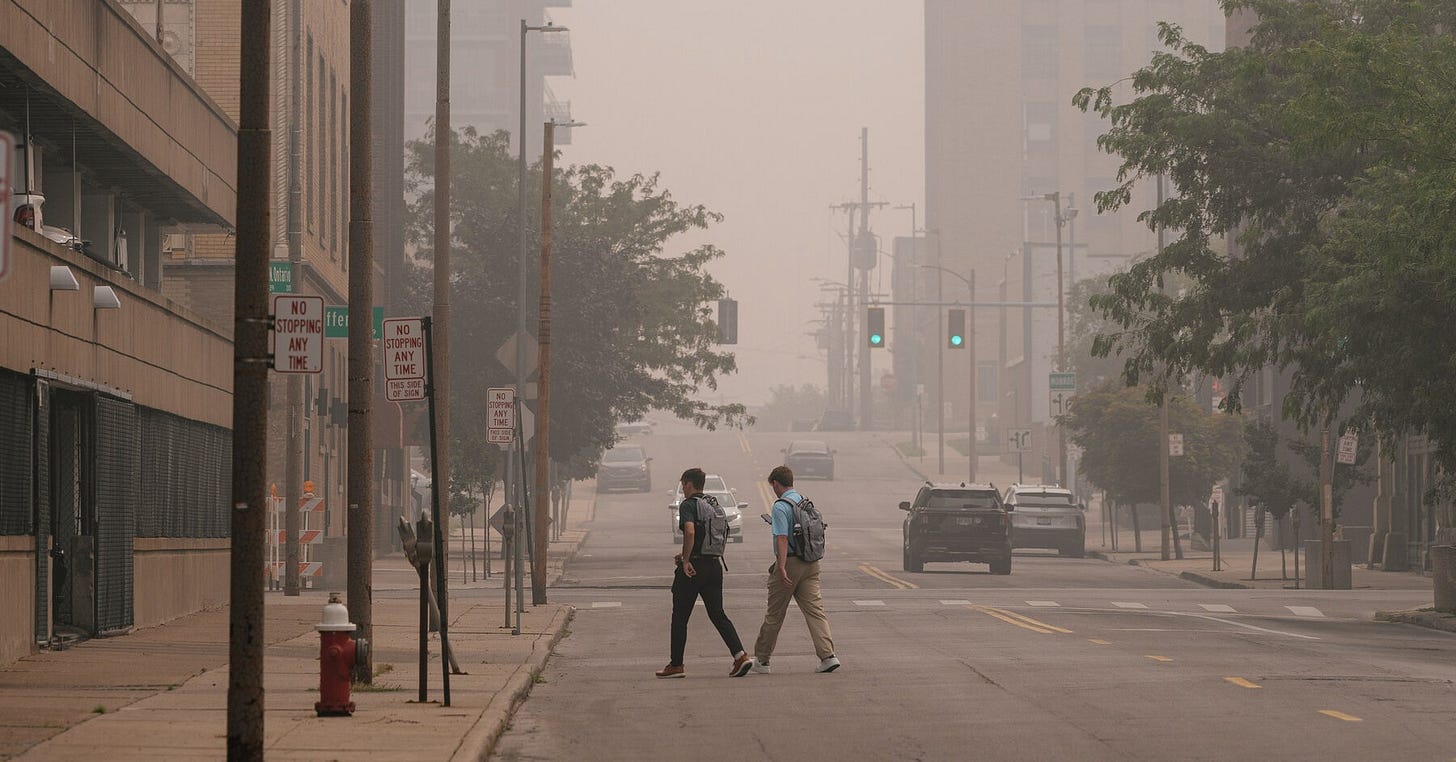 Live Updates: Wildfire Smoke Expected to Darken Skies Again on Friday - The  New York Times