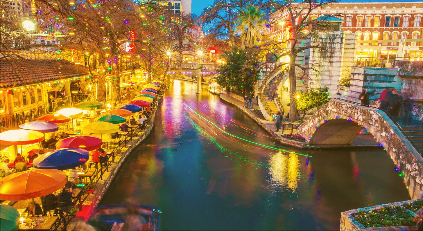 San Antonio's River Walk - Top 5 Best Eats - Brews & Clues - Bar Crawl Trivia Tours San Antonio's River Walk - Top 5 Best Eats - Brews & Clues - Bar Crawl Trivia Tours