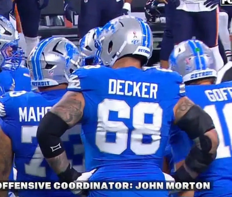 Taylor Decker right biceps brace