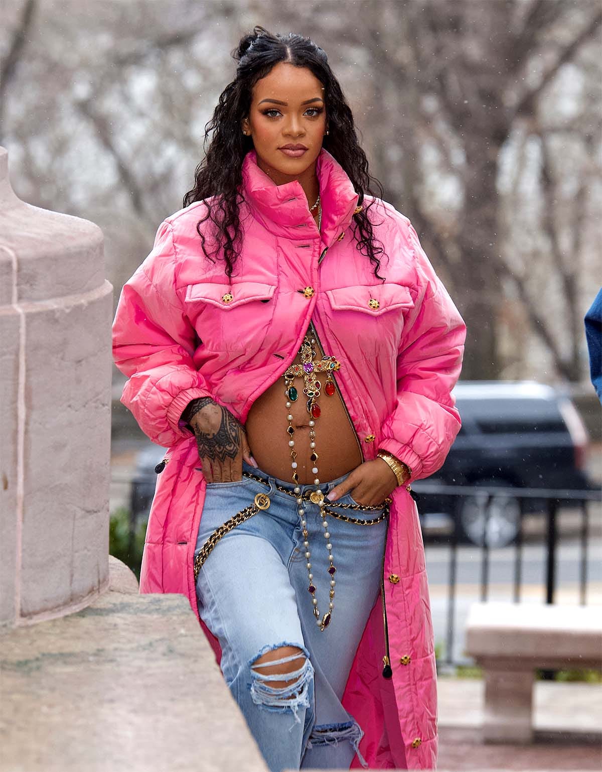 Rihanna Wears $29K Outfit for Pregnancy Announcement Rihanna Wears $29K Outfit for Pregnancy Announcement