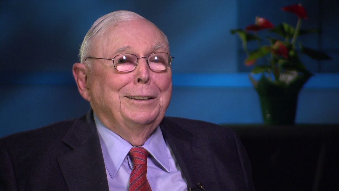 Charlie Munger death: Warren Buffett's business partner in Berkshire ...