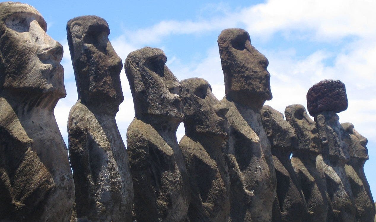 Estudo desafia ideia de que o povo da Ilha de Páscoa cometeu 'ecocídio'.