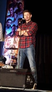 dallas_con_2015_phone_954_WM