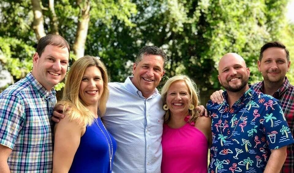 Couple helps parents of LGBTQ kids come out of the closet – Baptist News  Global