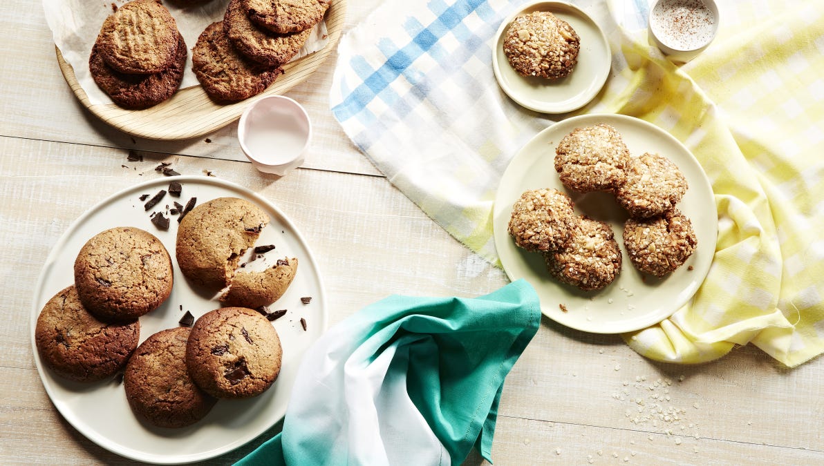 Recipe: ANZAC BISCUITS - by Lola Berry - Lola’s Substack