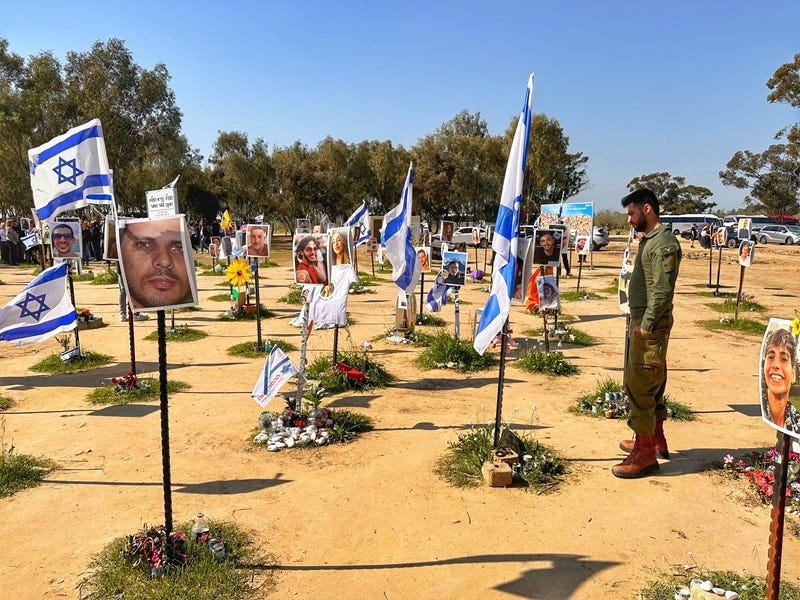 Nova memorial
