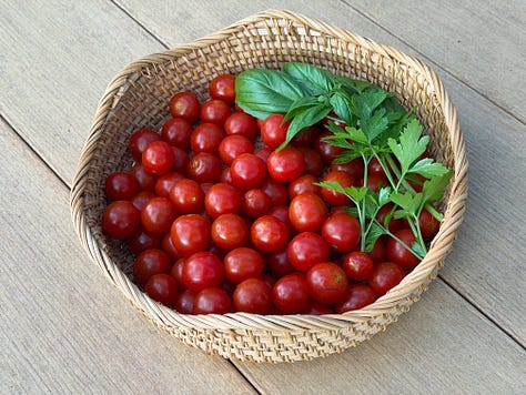 Photos showing the progression from ingredients to cooking to final marinara sauce.