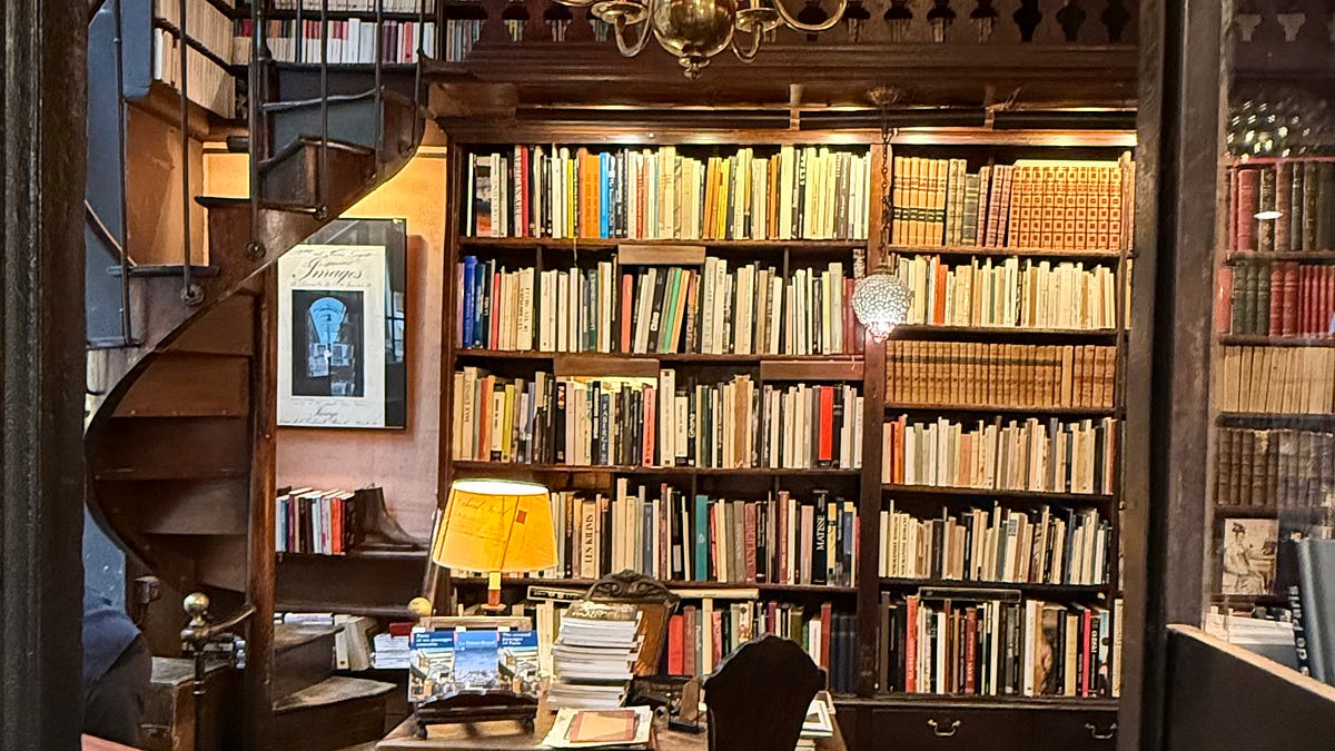 My 100 Book Library - Andy’s Places and Books