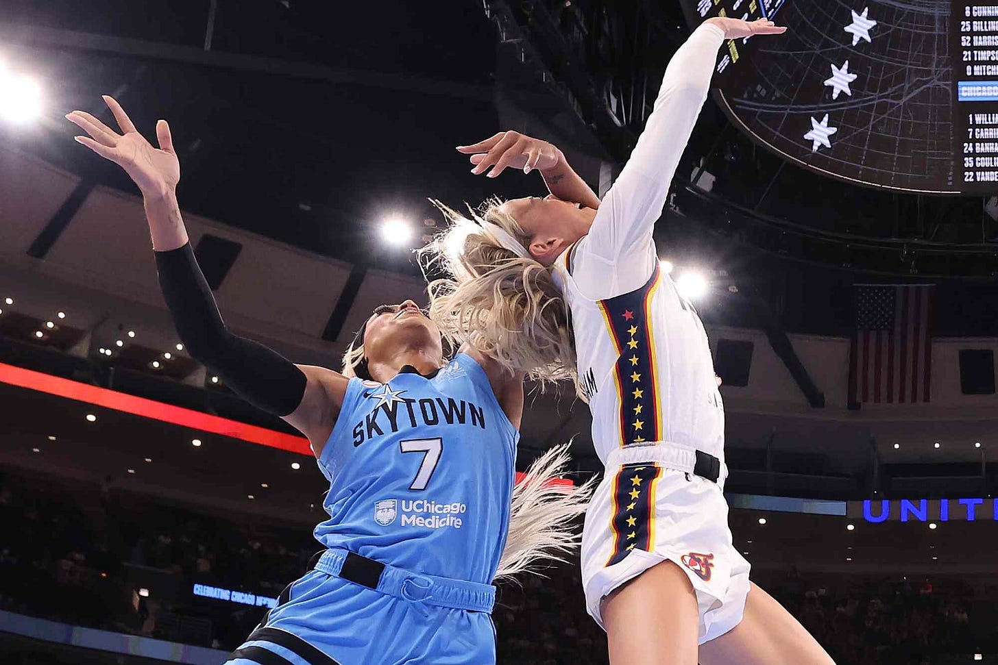 DiJonai Carrington Addresses 'White Privilege' Comment After Sophie  Cunningham Foul
