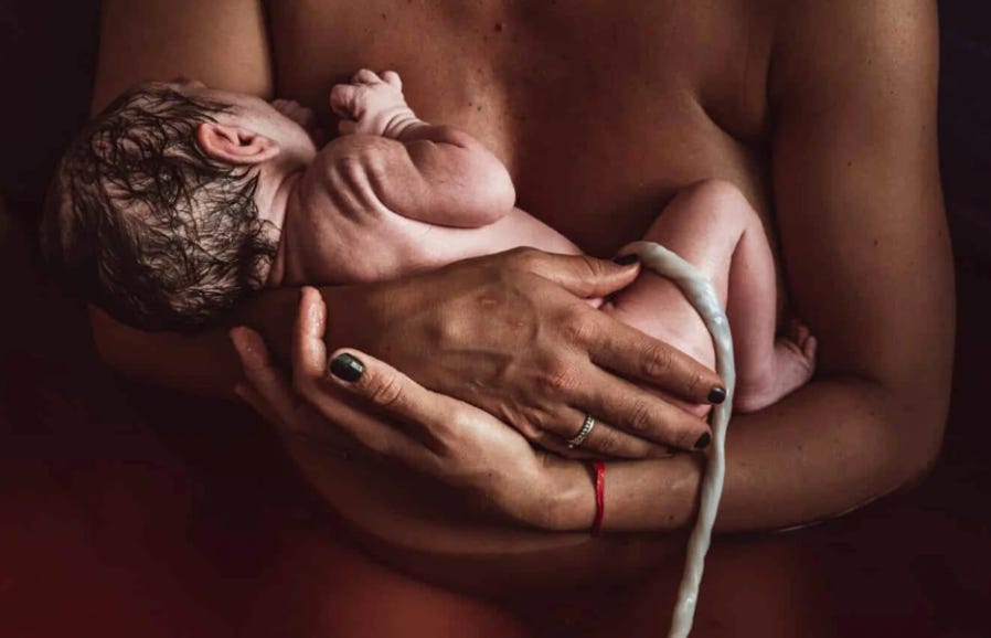 You May Want To Give Birth With A Midwife