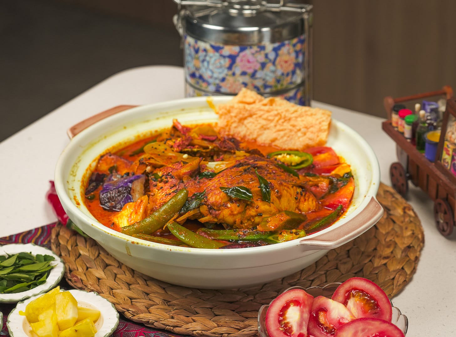 fish head curry in pot