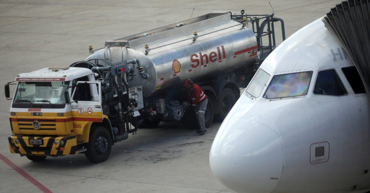 Airlines Raise Ticket Prices as Fuel Costs Surge - WSJ