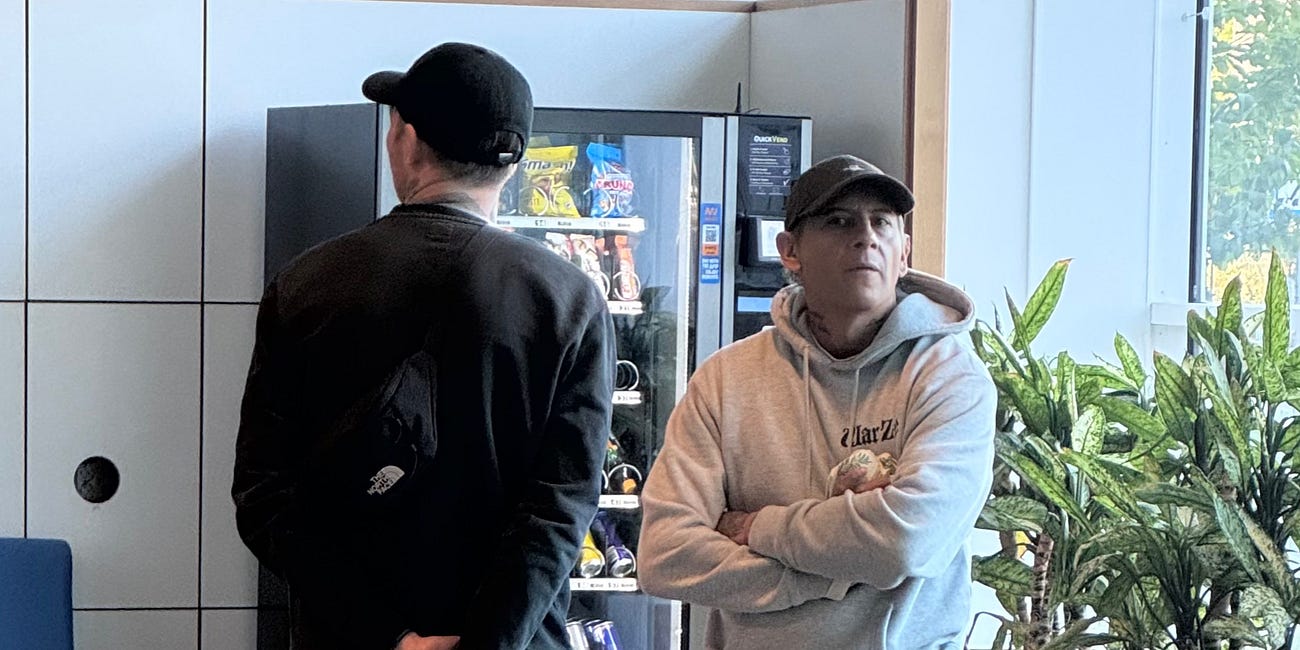 Vänsterextremisten Joel Bjurströmer Almgren döms till fängelse – Misshandlade minderårig pojke!