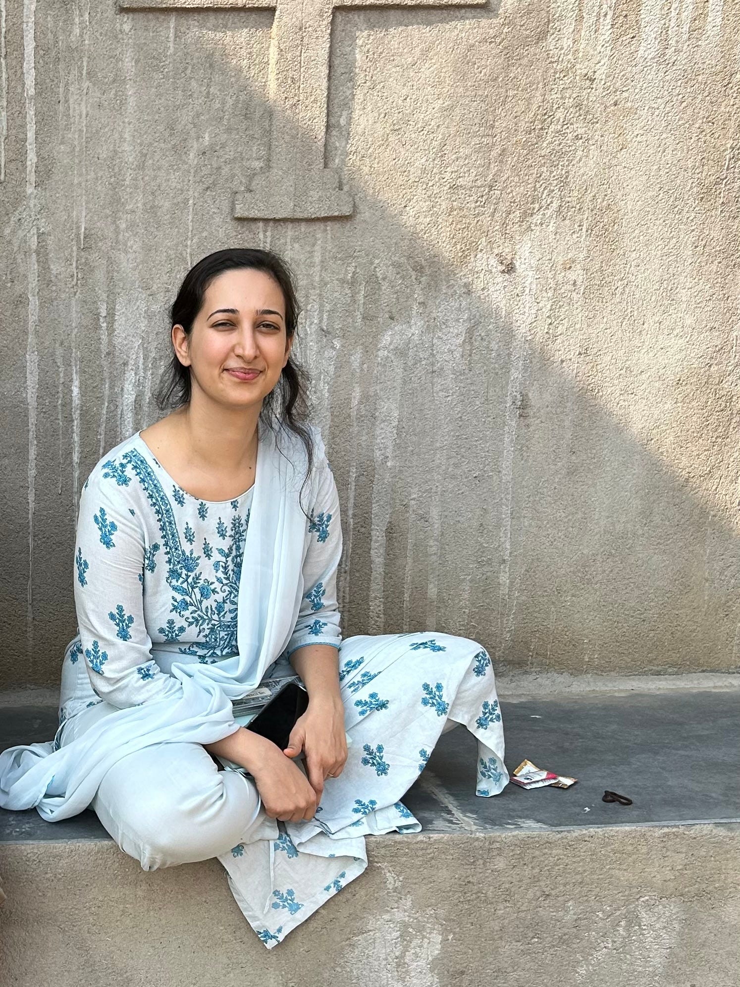 sun 2/25 - part 3 - high @ khan market