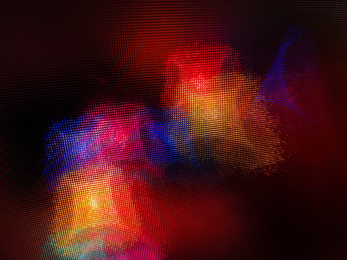 The baffling Differences between Classical and Quantum Mechanics The baffling Differences between Classical and Quantum Mechanics