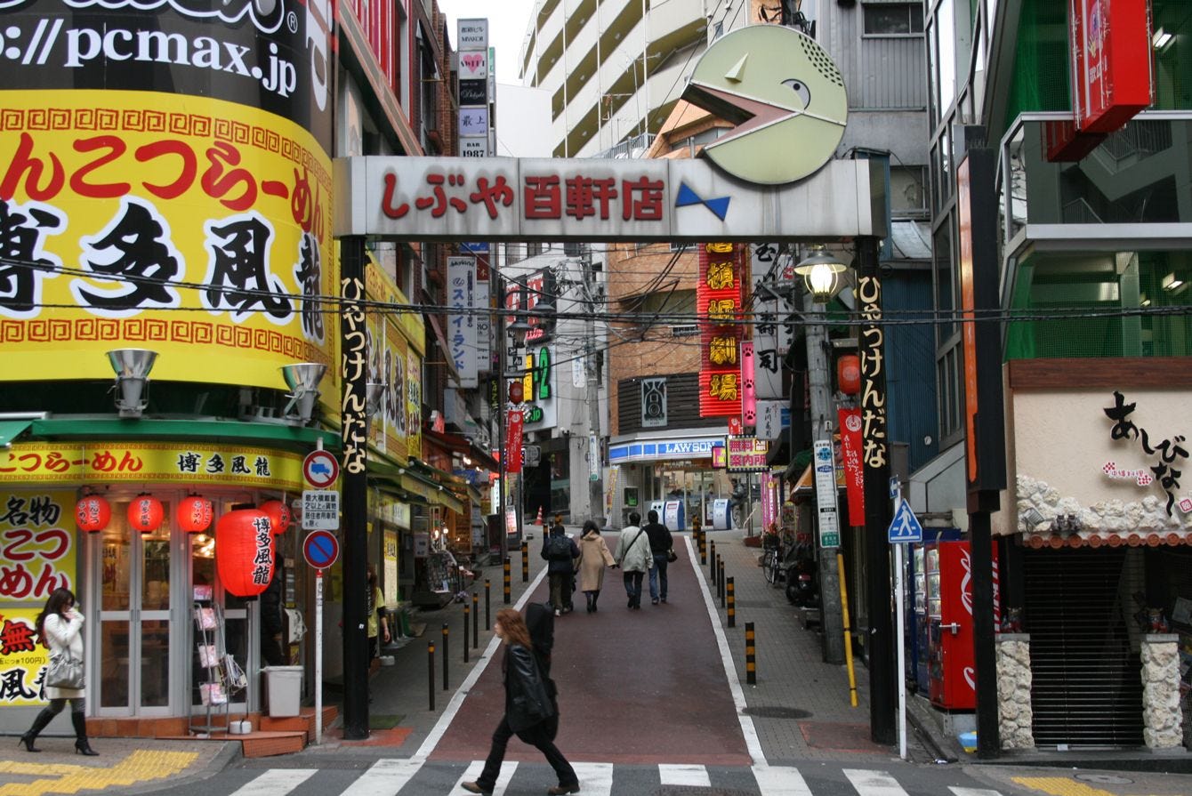 img_e8c0363781a659959415a57aed1d318a1114727.jpg (1340×895)