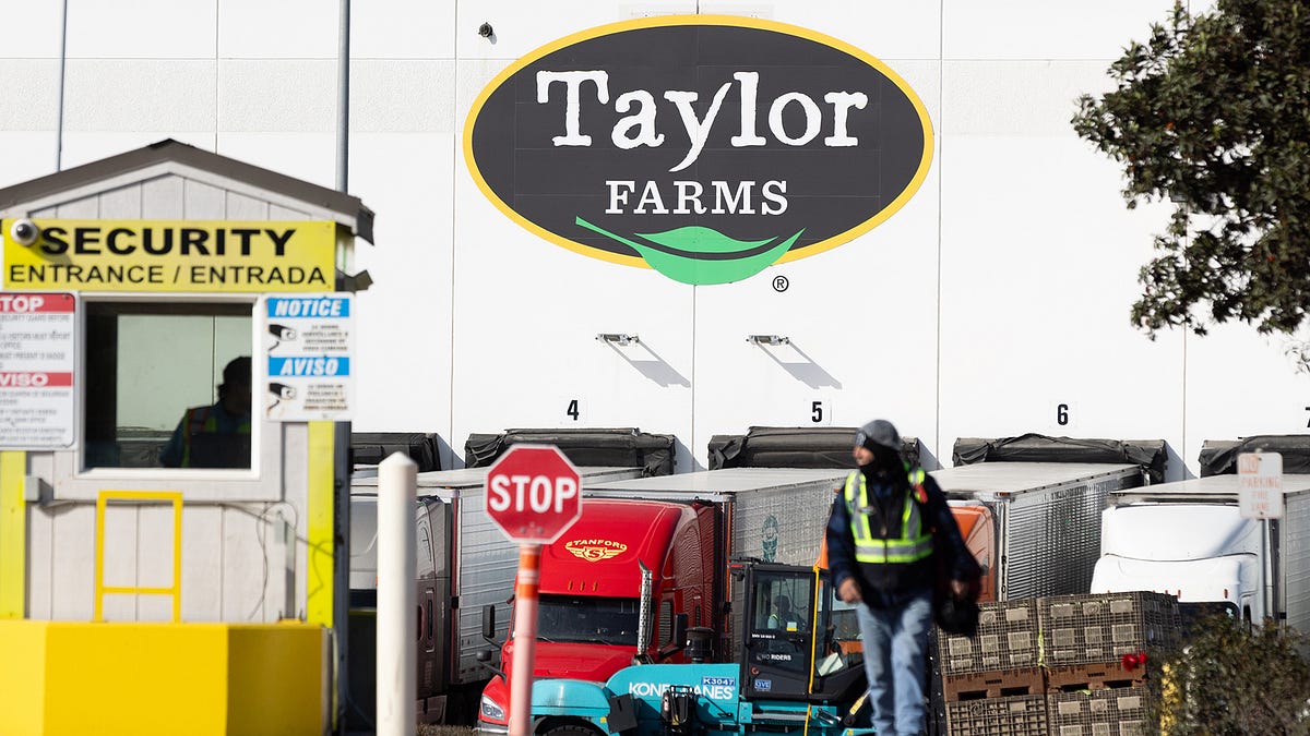 ‘Explosive Diarrhea': Company Tied to Outbreak Donated to Trump as He Delayed Food Safety Rule