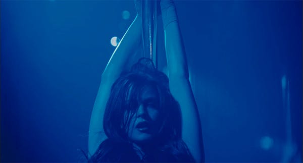 I KNOW WHO KILLED ME: Audacious, Fascinating, Stupid - Halloween Retro 101