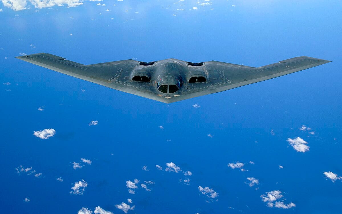 The B2 Bomber: Key Facts and Current Developments - Info Petite Nation