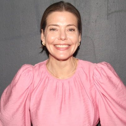 Rachel Lincoln Sarnoff logo