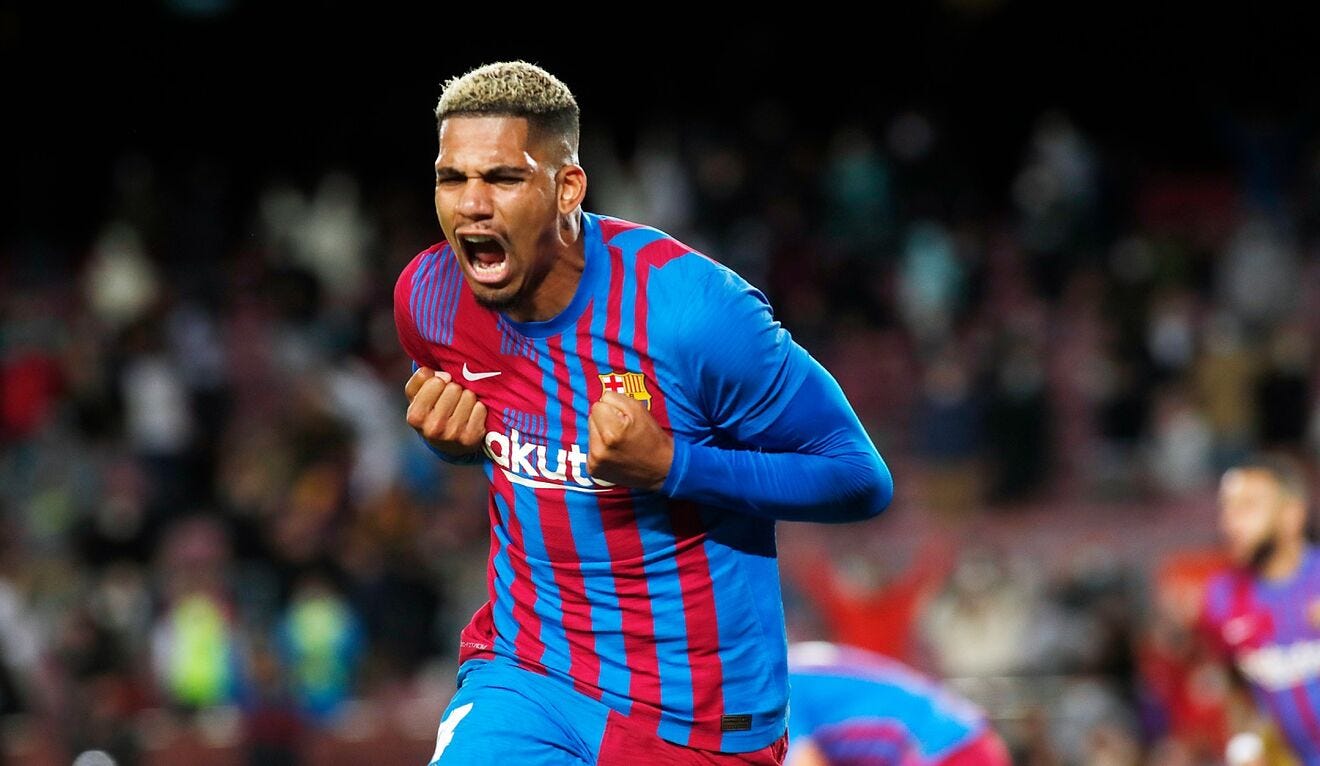 Barcelona: Manchester United and Chelsea both monitoring Ronald Araujo | Marca Barcelona: Manchester United and Chelsea both monitoring Ronald Araujo | Marca
