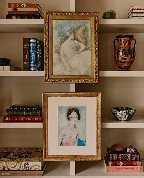 Framing tip: Frame on top of the bookshelf spine instead of instead