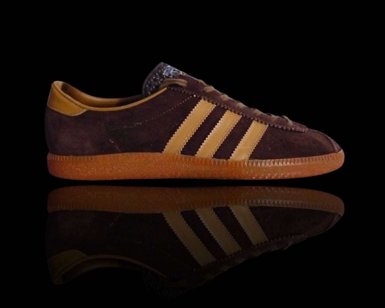 adidas gazelle silver green womens adidas - Montreal 76 - Shadow Navy/Halo Blue-Gum main image 0