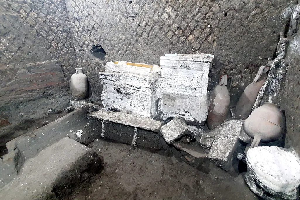 Slavery, Survival, and Stolen Art: The Dual Lives of Villa Giuliana