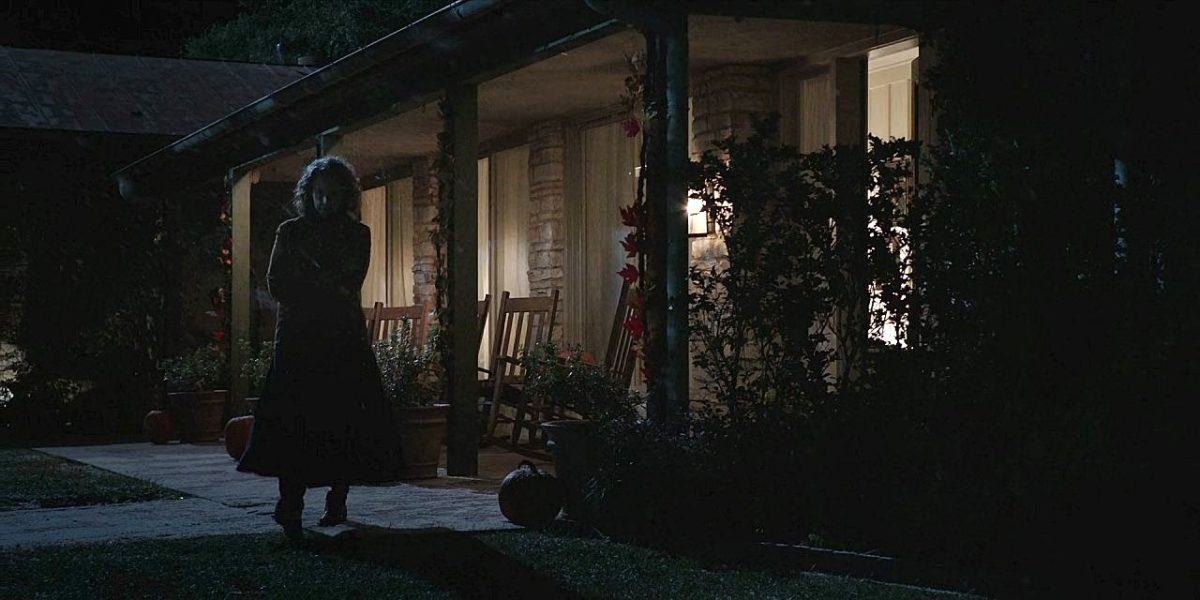 Walker Abilene out walking after gay August called her a bad name at Thanksgiving dinner 3.07 Walker Abilene out walking after gay August called her a bad name at Thanksgiving dinner 3.07