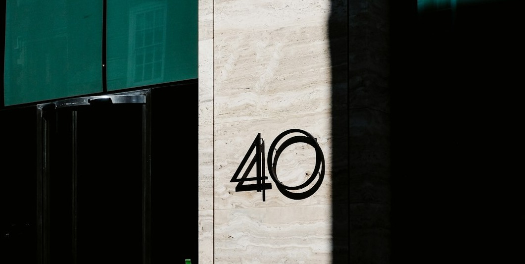 40 text wall decoration