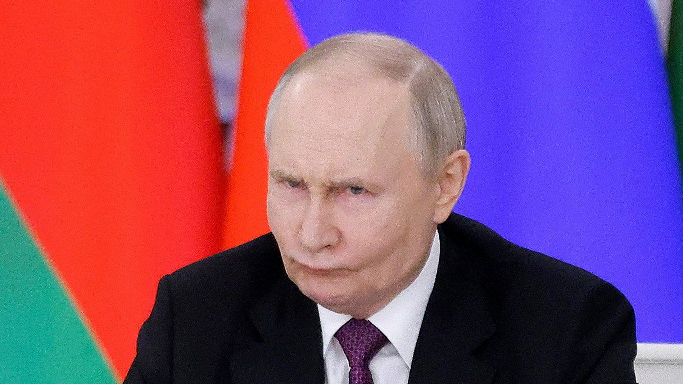 Путину уже не до смеха». В каком положении оказался Кремль с перемирием /  Статья