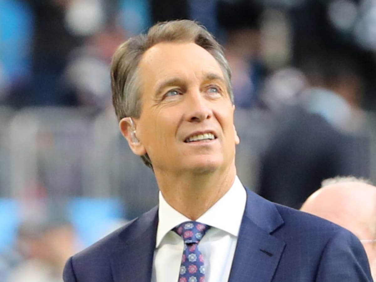 Cris Collinsworth Reveals Why He Hasn't Been Doing His Iconic Slide -  Sports Illustrated
