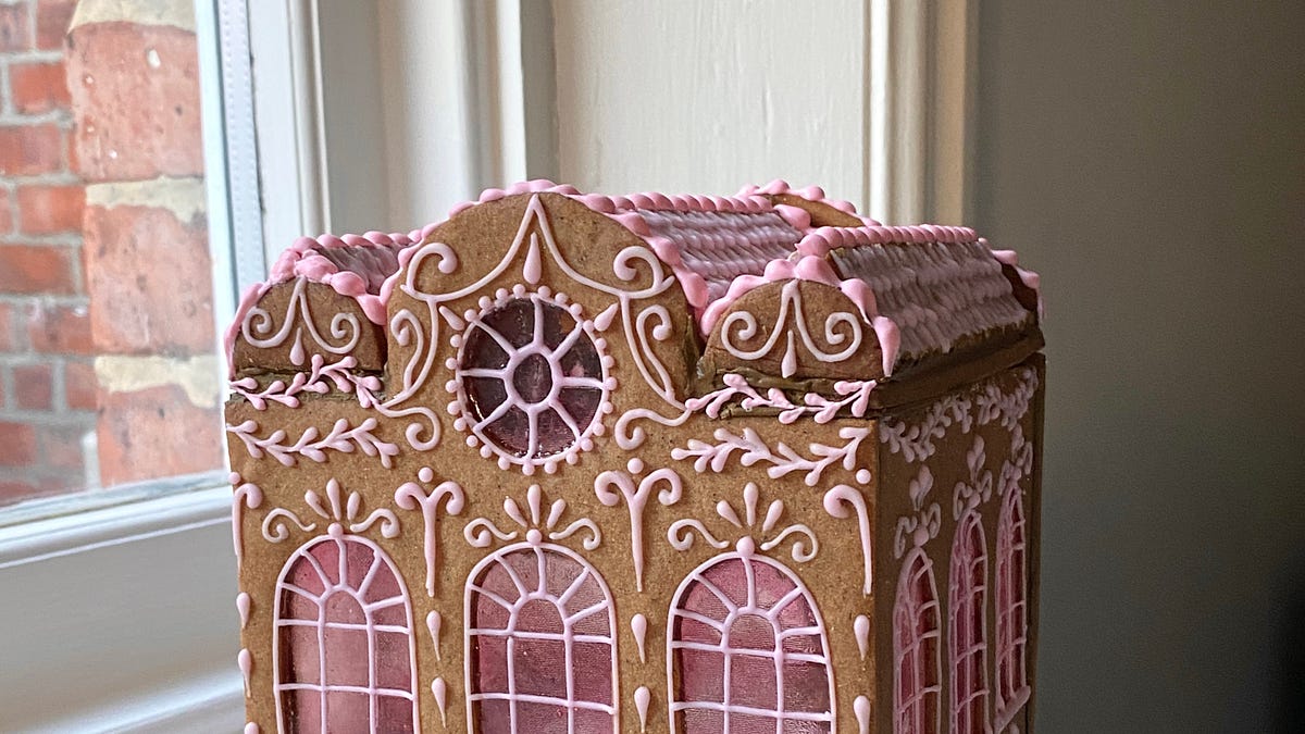 手作り本家 旗の巣家さん 2025 Gingerbread House - by Sophie Bamford - All Day Cake