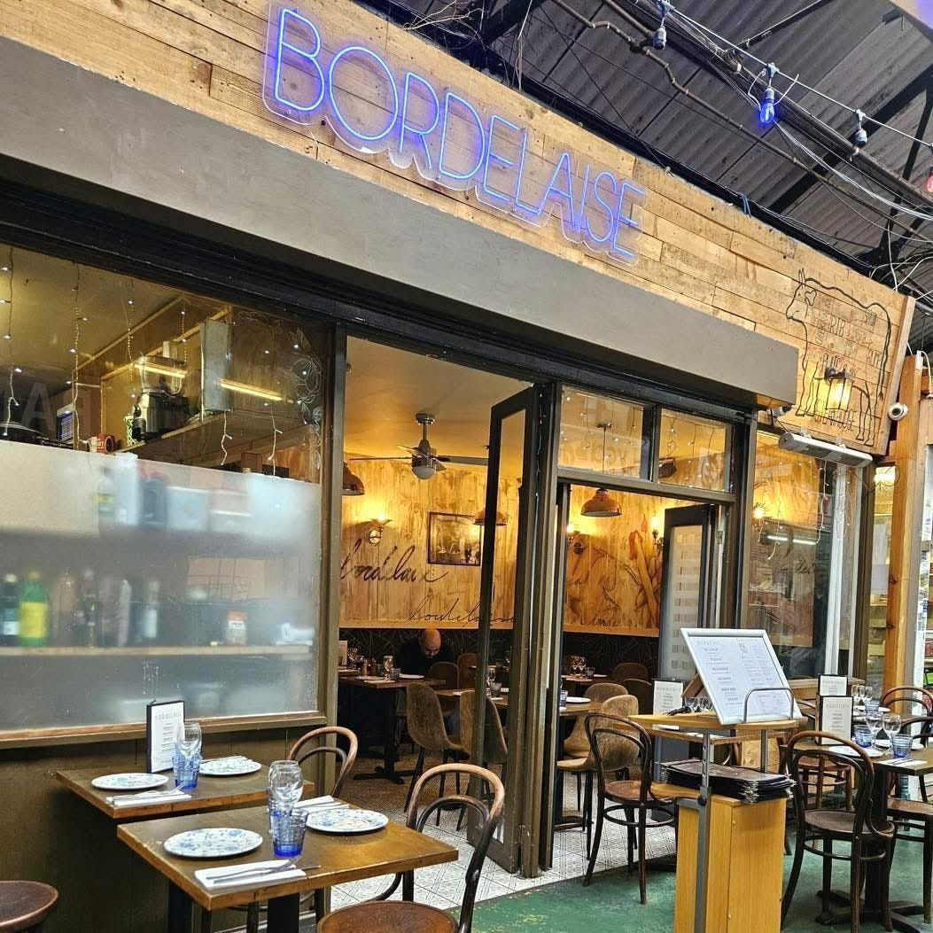 No photo description available.