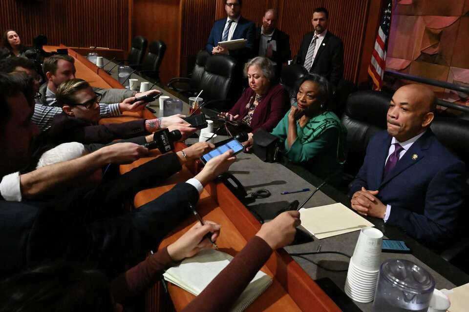How to get Capitol reporters to pay attention to you