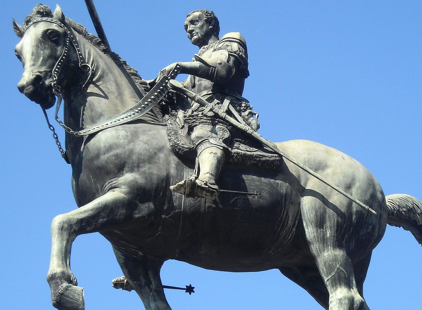 Equestrian statue of Gattamelata at Padua - Donatello - 1453; Italy Equestrian statue of Gattamelata at Padua - Donatello - 1453; Italy