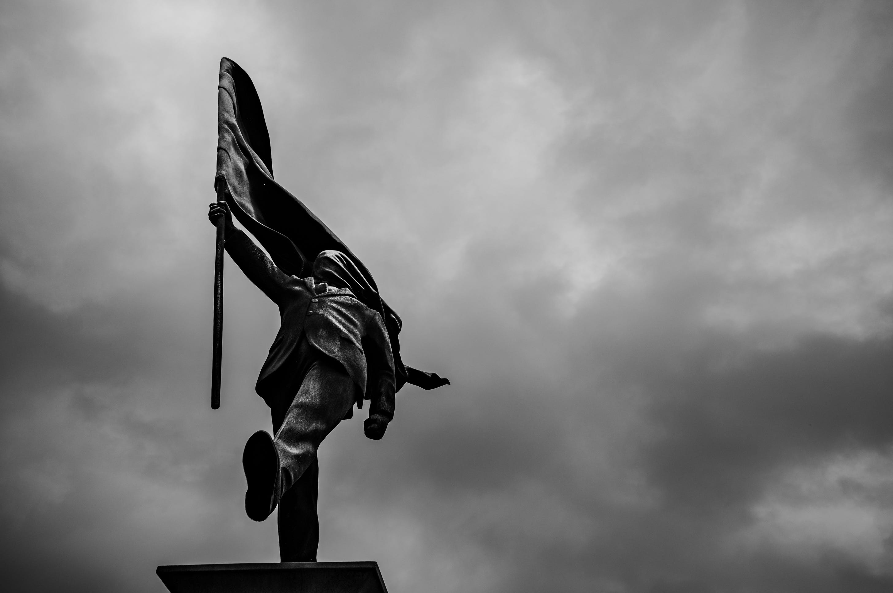 Blind Patriotism by artist Banksy. 1/500, ƒ/2.8, ISO 64, 28mm. © Gavin Gough