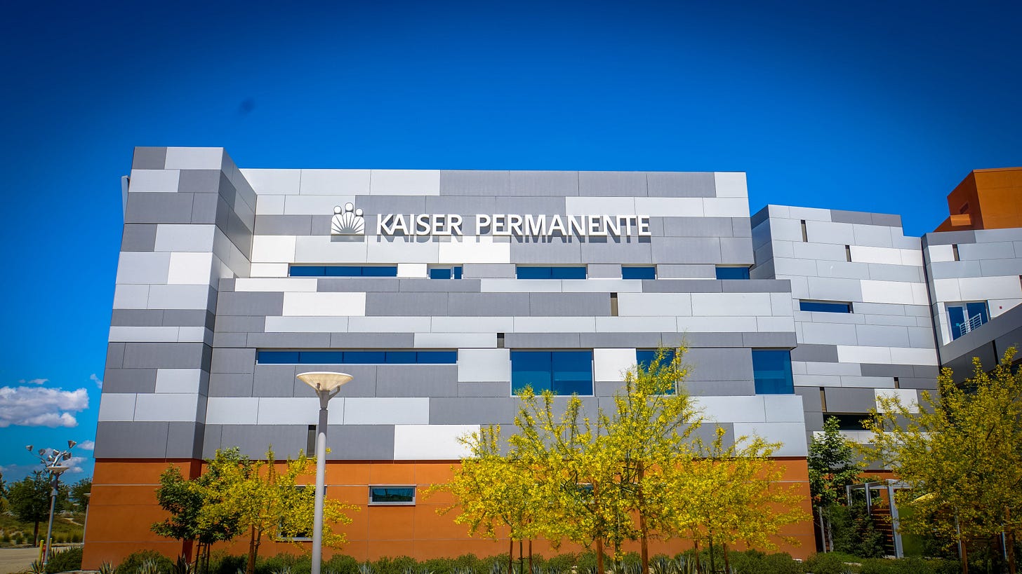 Photo of a Kaiser Permanente building