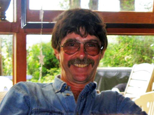brad-laughing