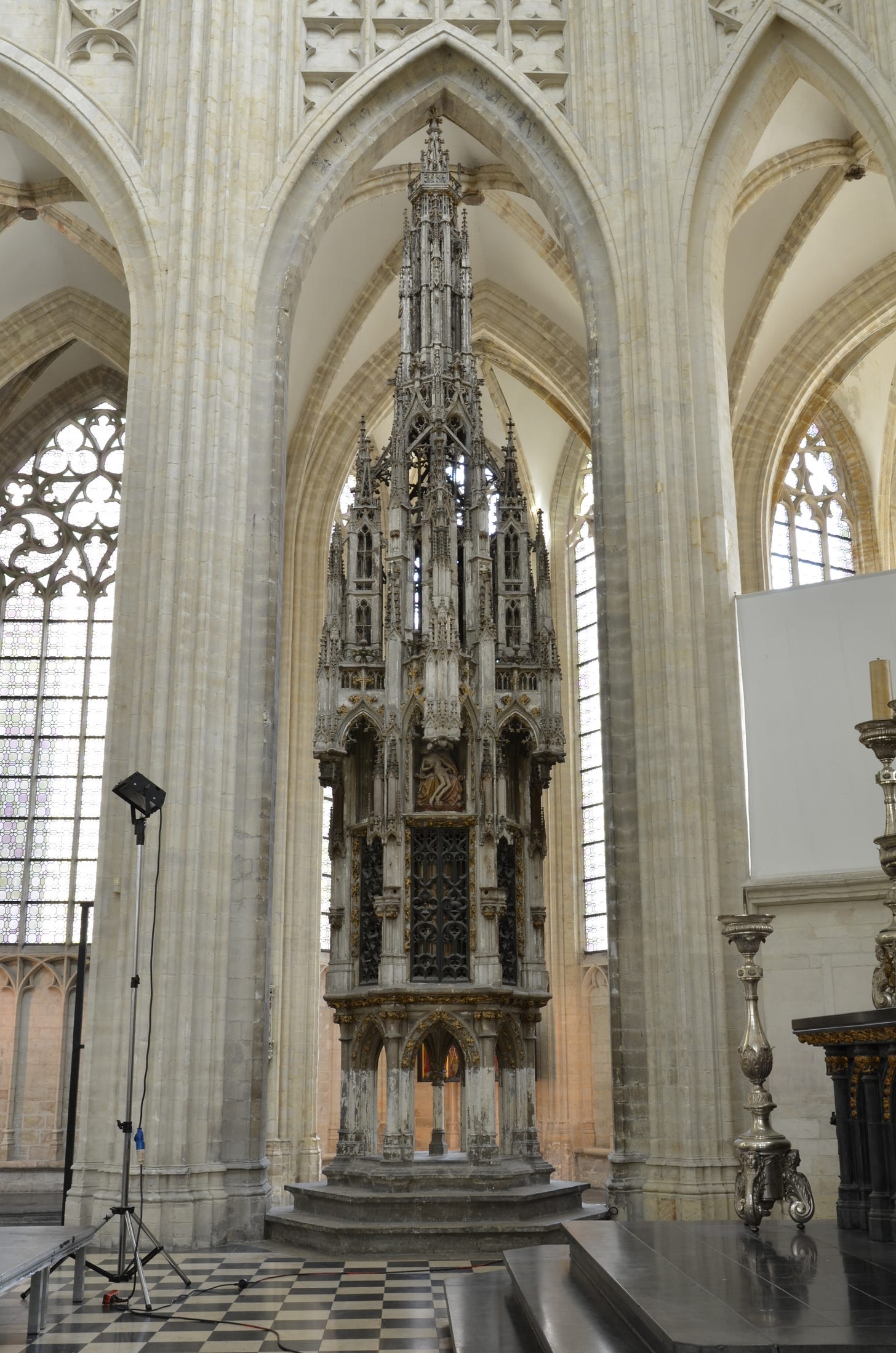 Sacramentstoren (Sint-Pieterskerk) - Wikipedia